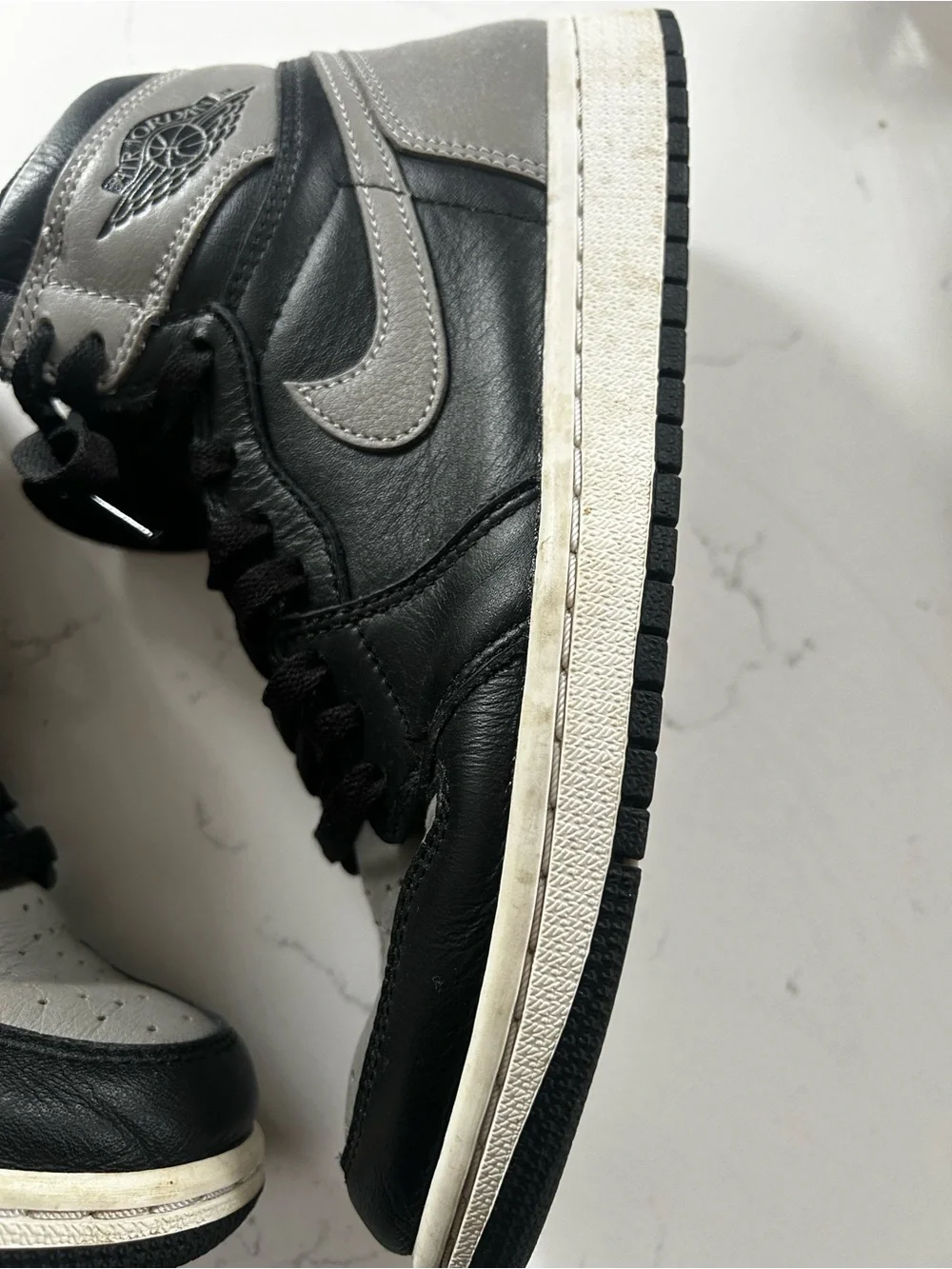 2018 Air Jordan 1 retro high og shadow grey/black men’s size 7